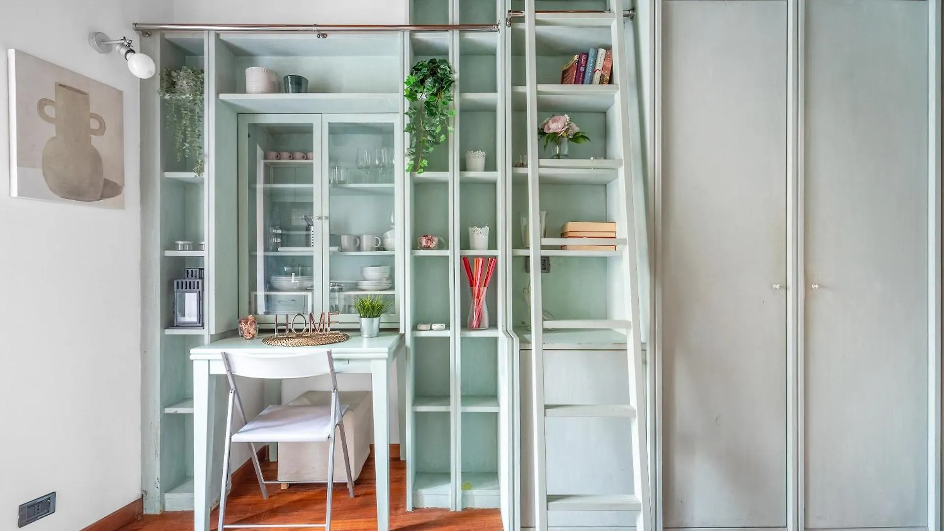 Mos29 - Luxurious Apartment - Near The Duomo Milan 0*,  Italy